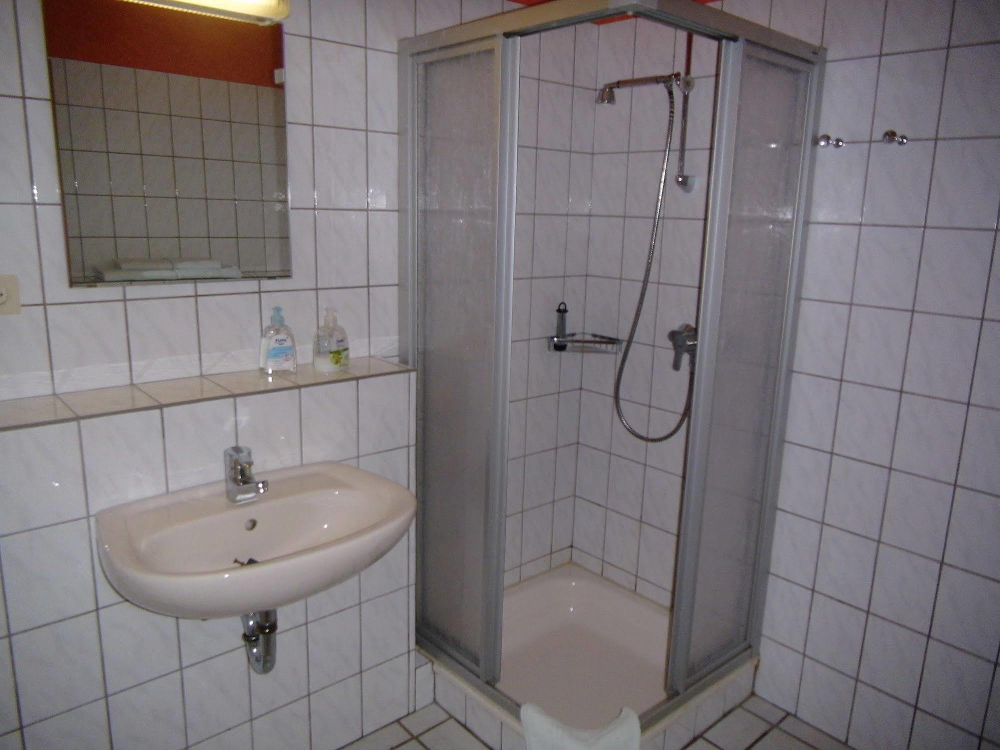 Hotel-Garni "Hof Von Hannover" Wittmund Eksteriør billede